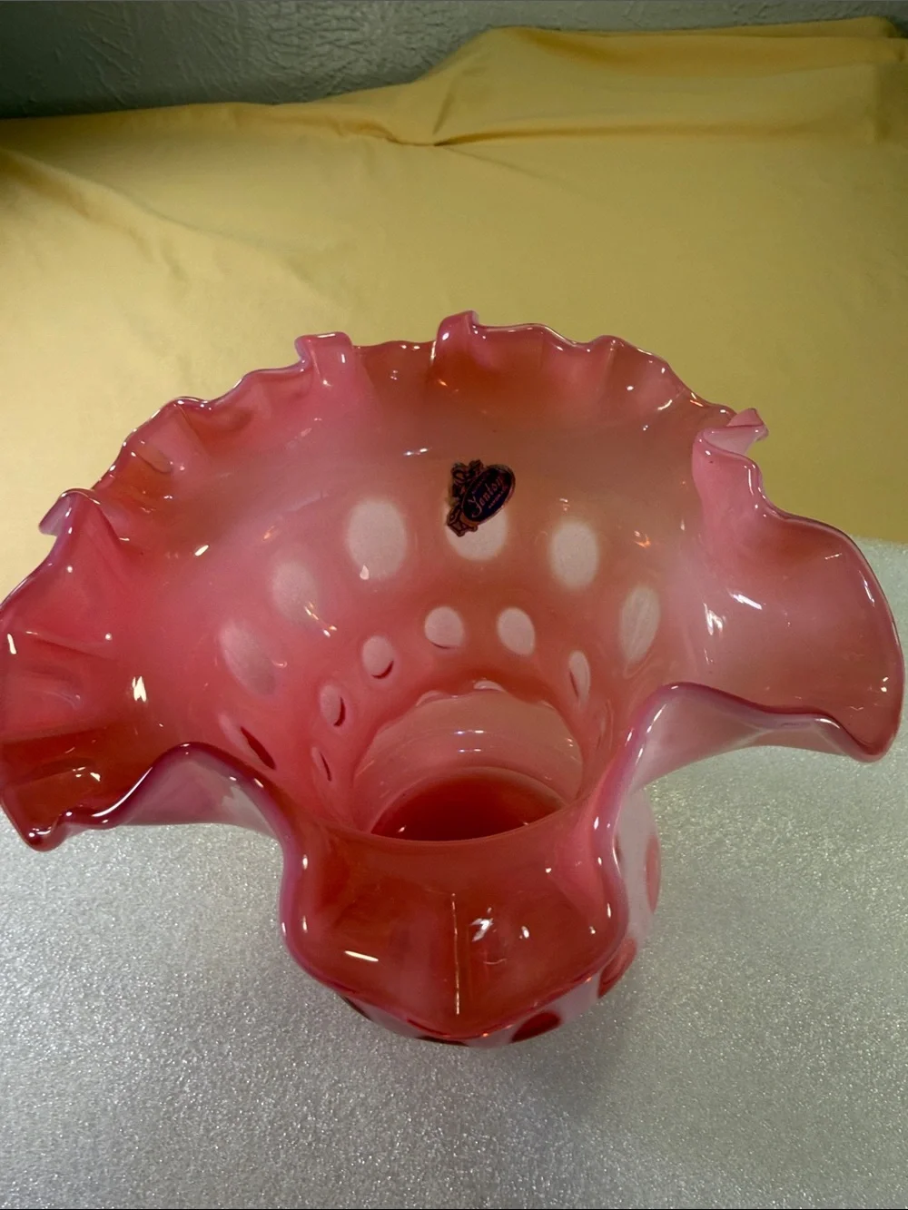 Vintage Fenton vase coin dot
